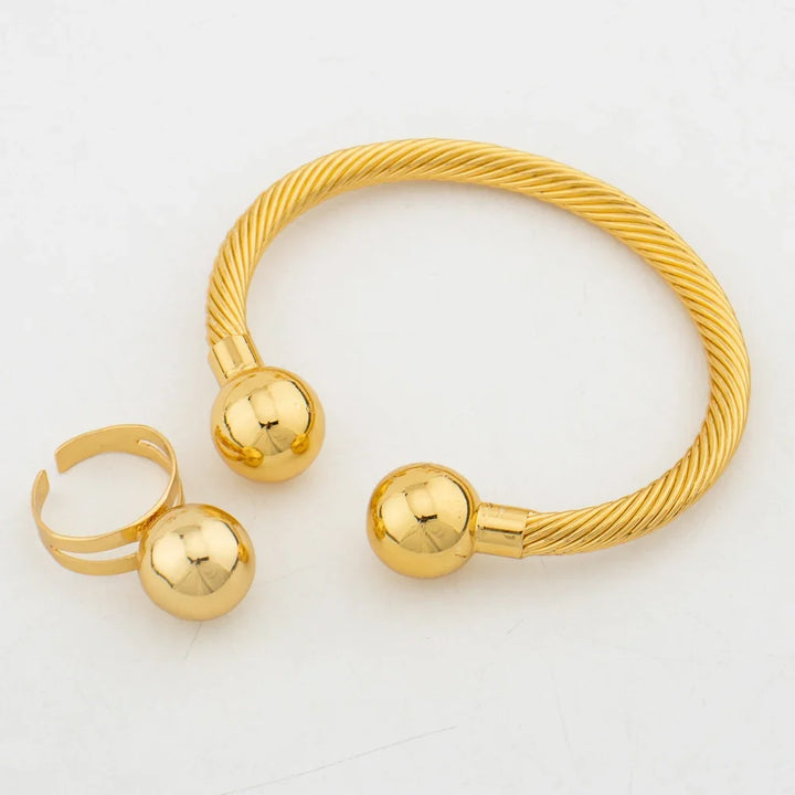 African Fashion 18K Gold Plated Jewelry Set Big Beads Earrings Chain Necklace Dubai Luxury Stud Earrings New Fashion Party Gift