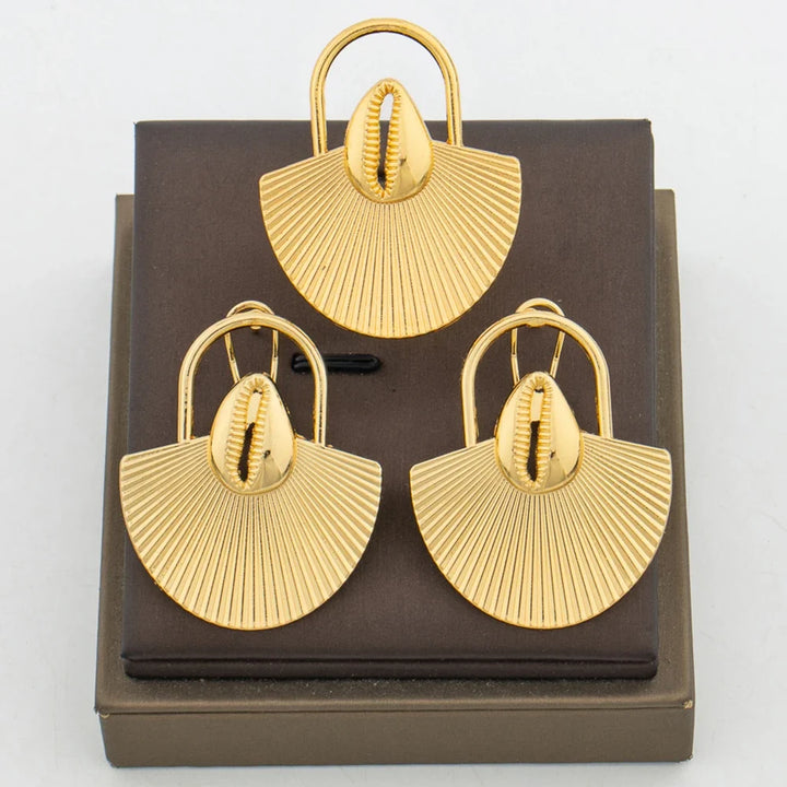 Lovely Earrings with Ring Set for African Bridal 18k Gold Color Clip Earrings and Finger Ring Elegant Dubai Jewelry Accessories