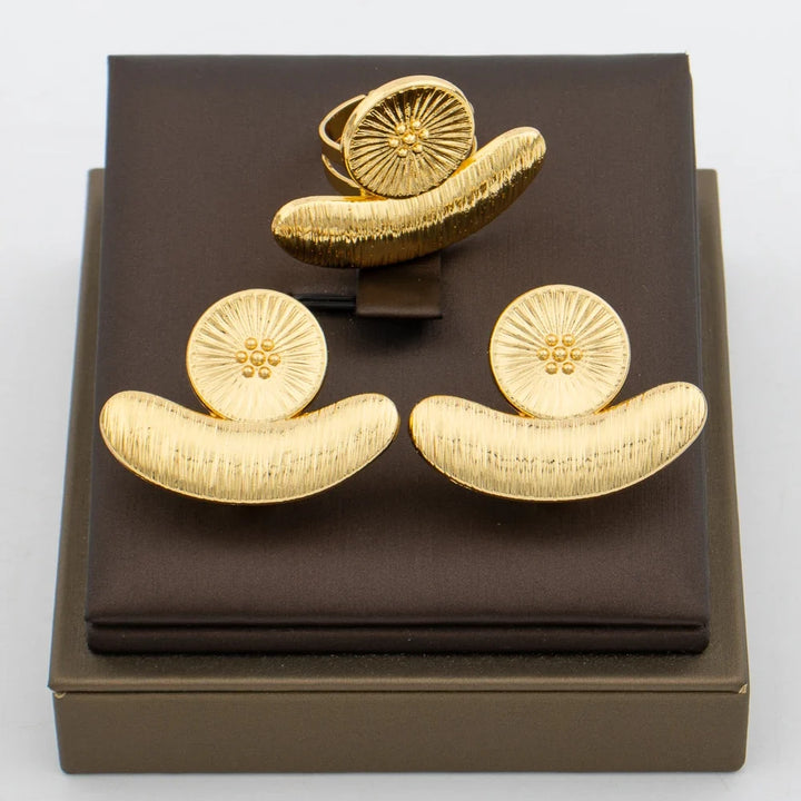 African 18k Gold Color Earrings Ring Jewelry Set for Women Irregular Design Clip Earrings and Finger Ring Set for Weddings Party
